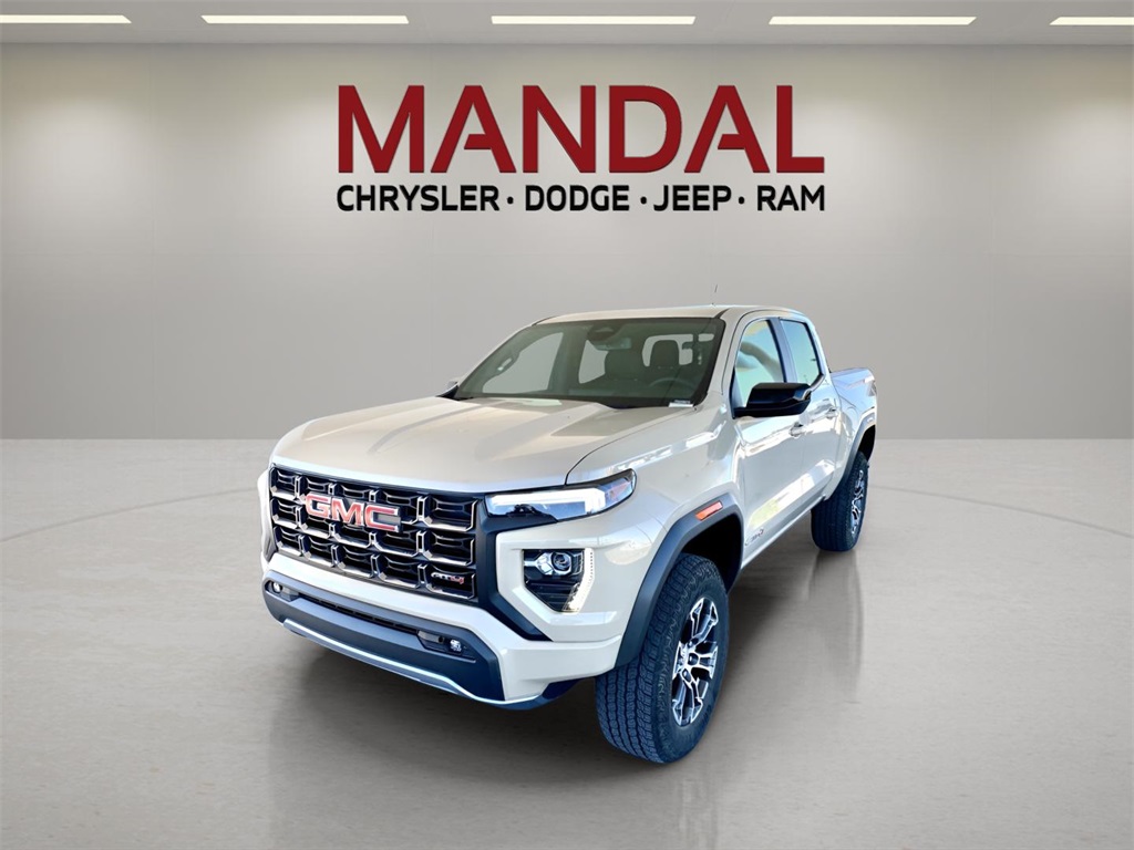 2023 GMC Canyon AT4's photo