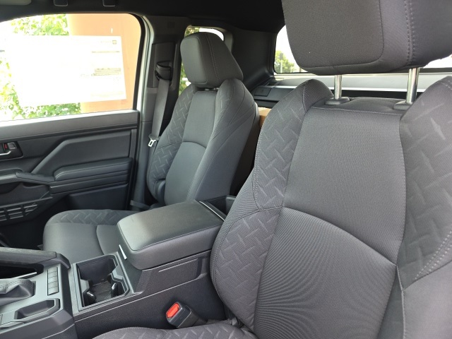2025 Toyota Tacoma SR XtraCab photo 9
