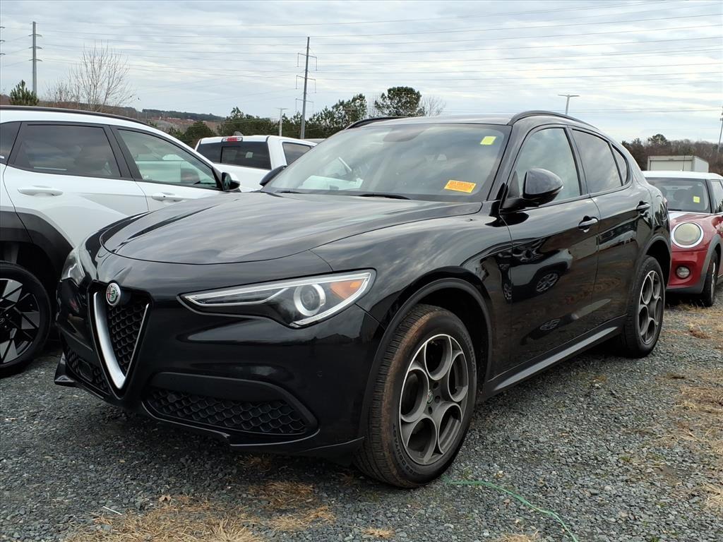 2018 Alfa Romeo Stelvio Sport