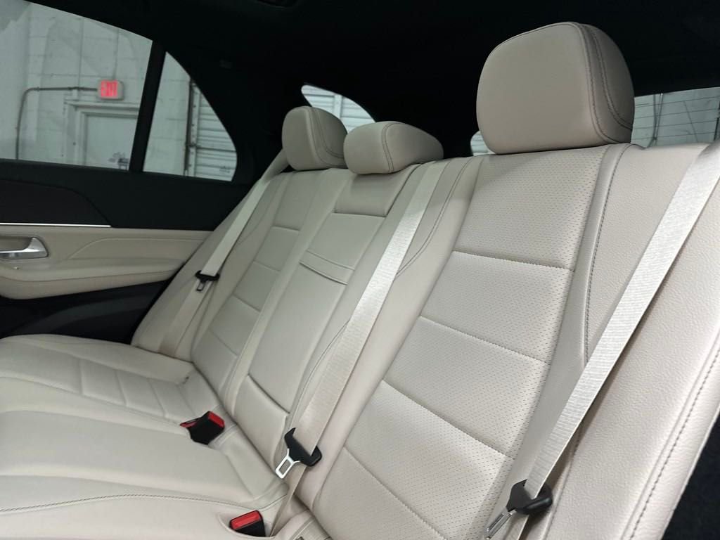 2025 Mercedes Benz GLE 350 4MATIC photo 15
