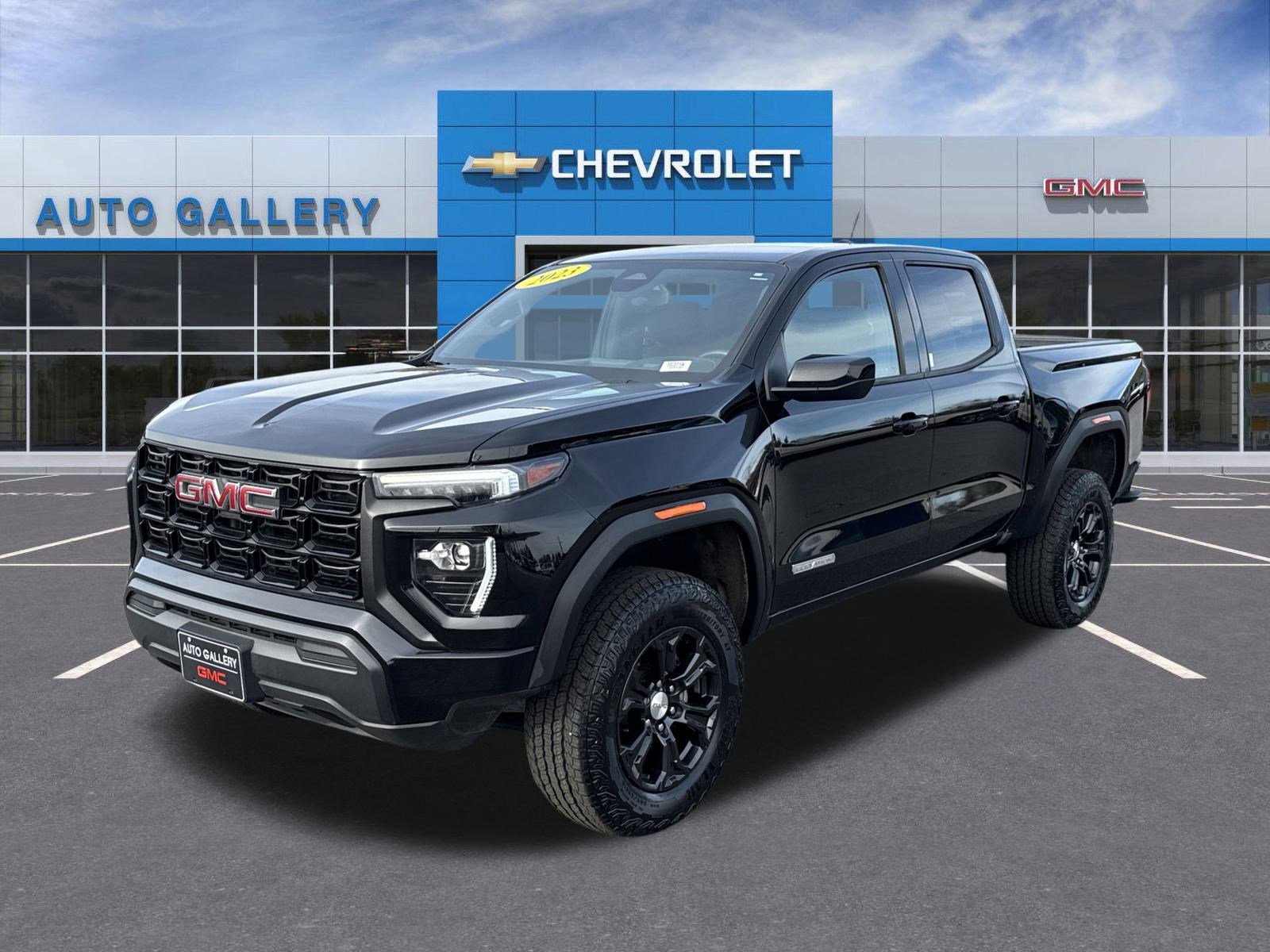 2023 GMC Canyon Elevation's photo
