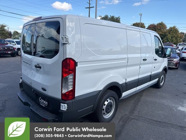 2017 Ford Transit photo 5