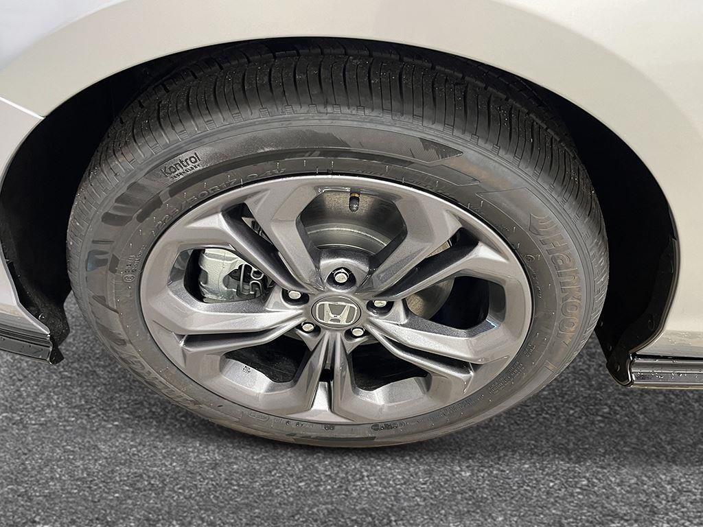 2025 Honda Accord Hybrid EX-L photo 9