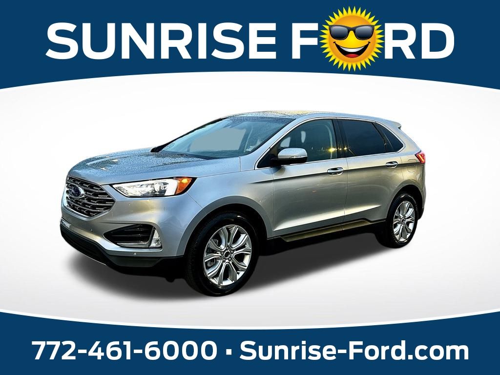 2022 Ford Edge Titanium's photo