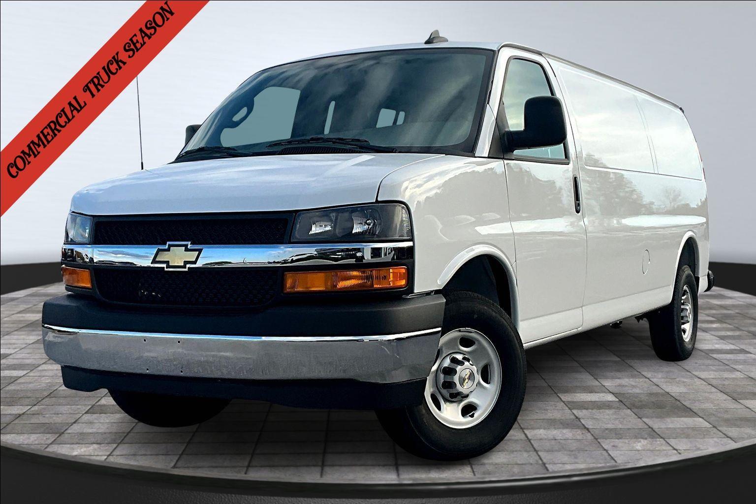 2025 Chevrolet Express Cargo Work Van's photo