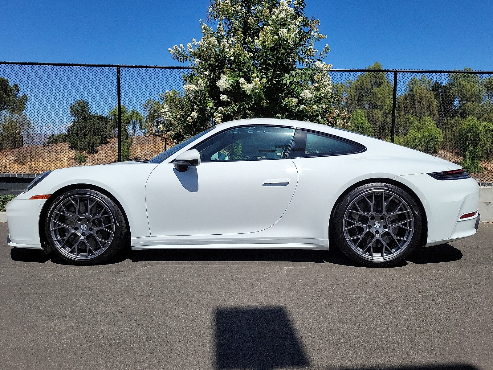 2025 Porsche 911 S photo 2