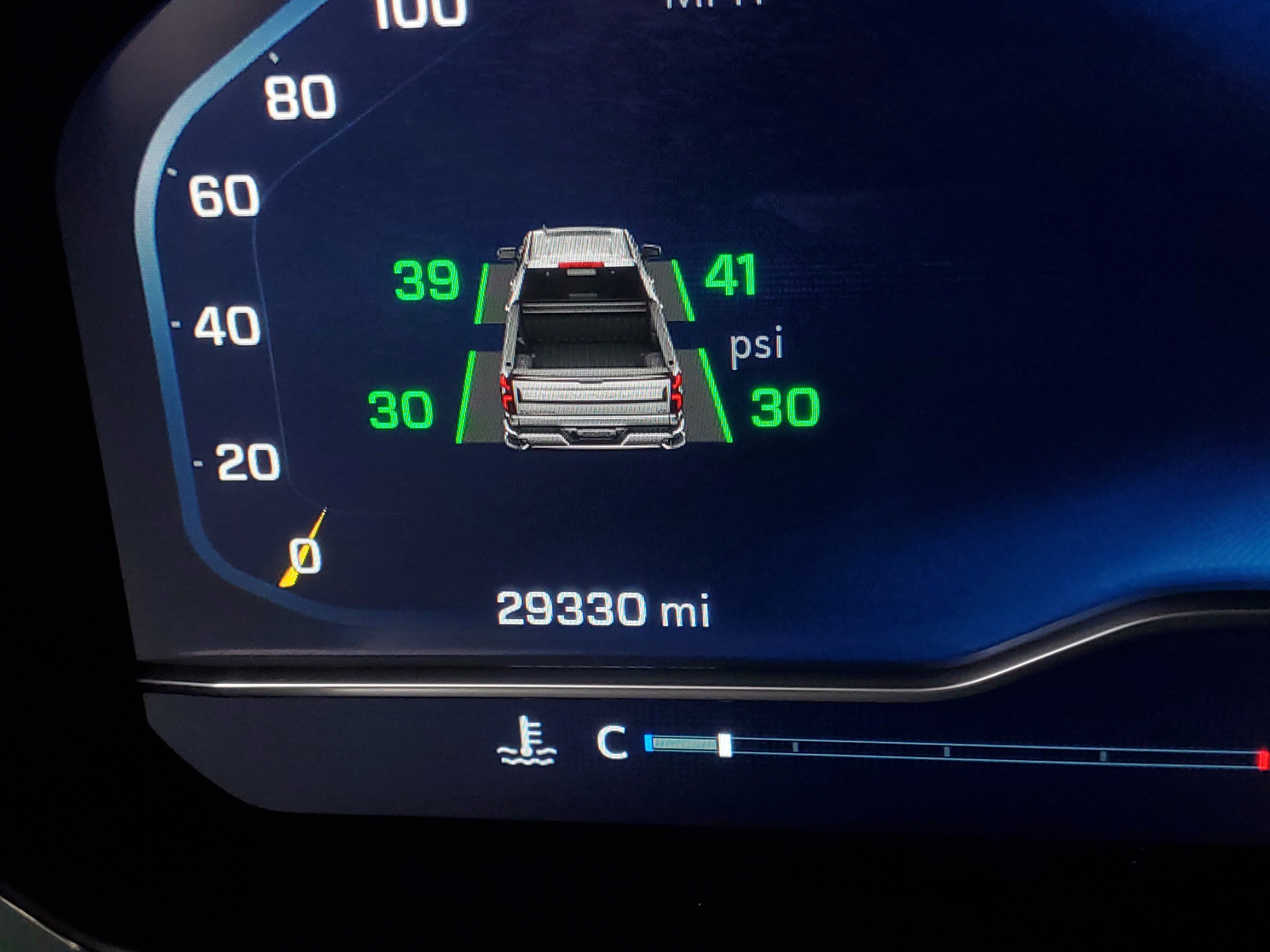2023 Chevrolet Silverado 1500 RST photo 7