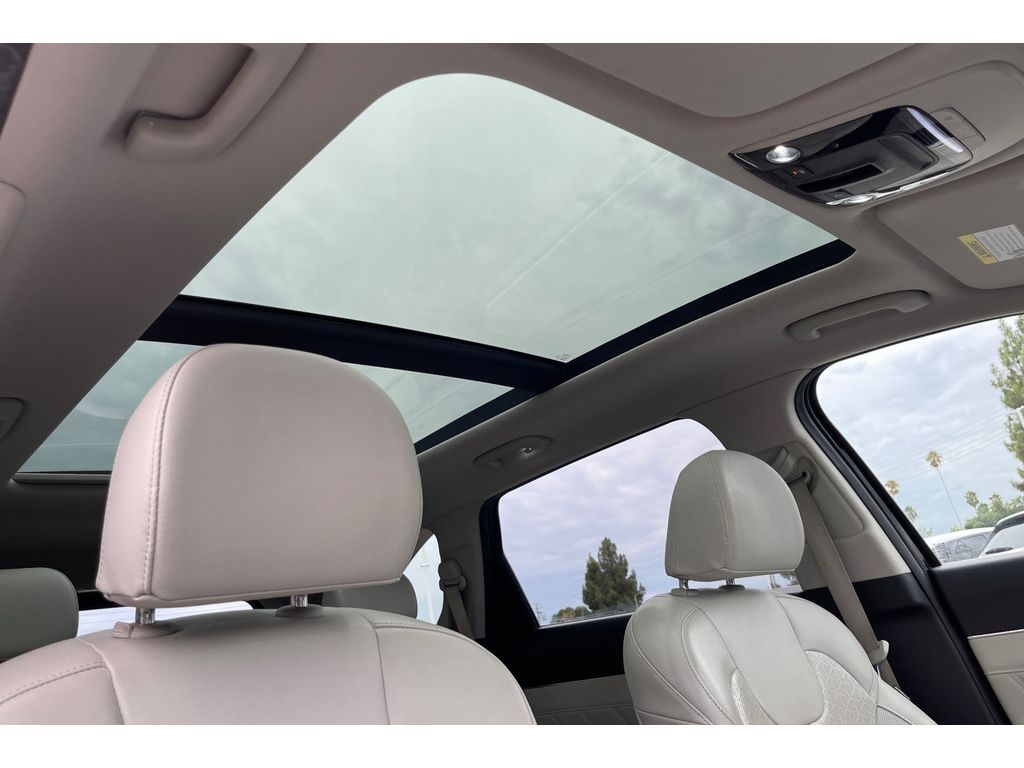 2022 Kia Sorento Plug-In Hybrid SX Prestige photo 19
