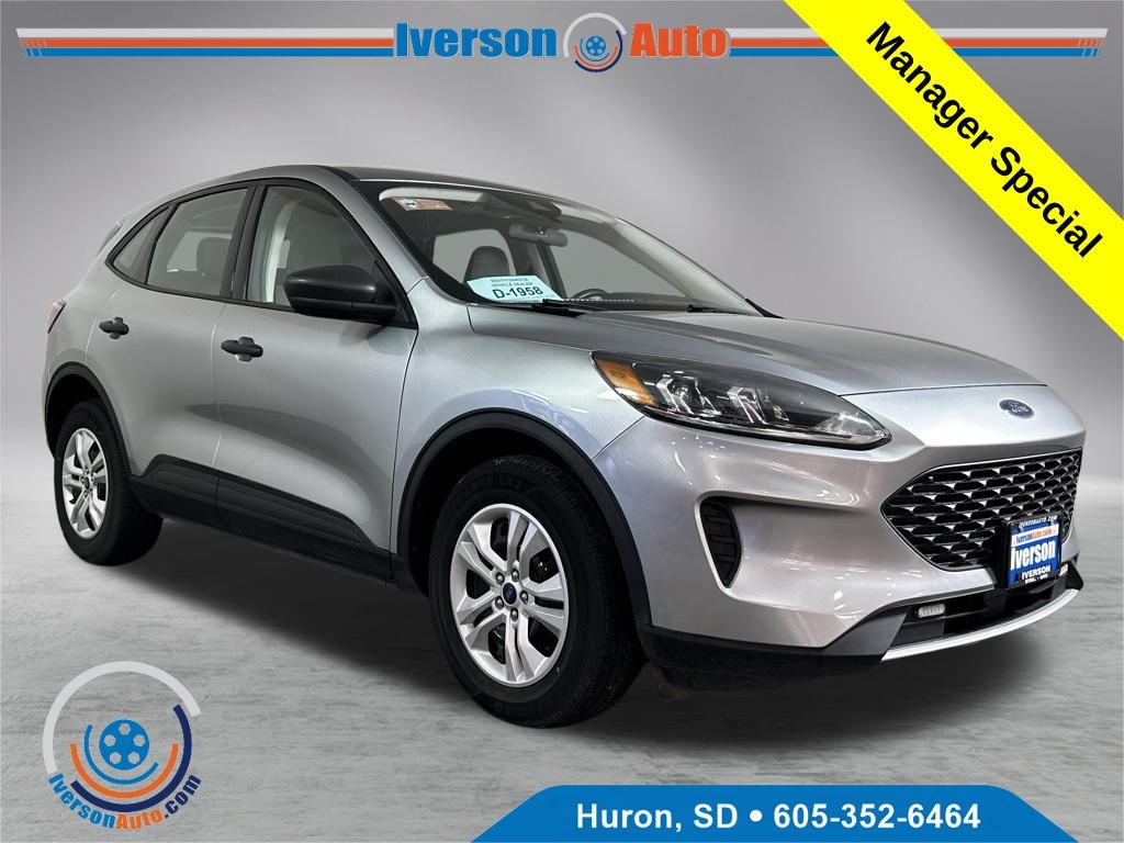 2022 Ford Escape S's photo