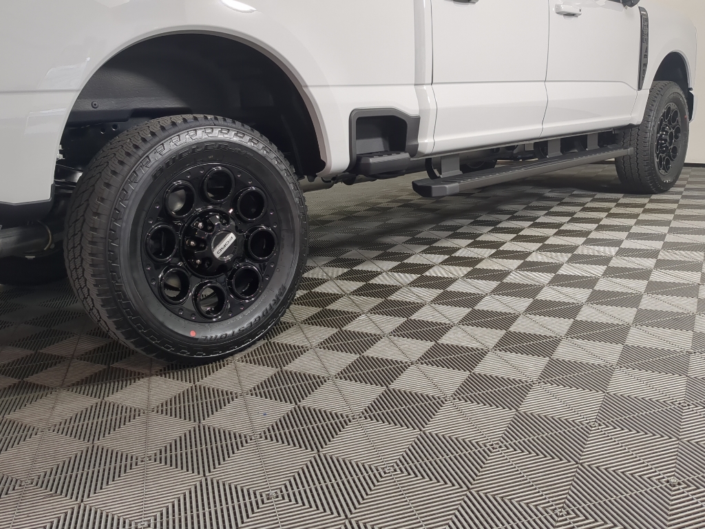 2026 Ford F-250 Lariat photo 7