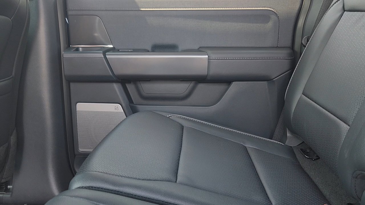 2025 Ford F-150 Lariat photo 22