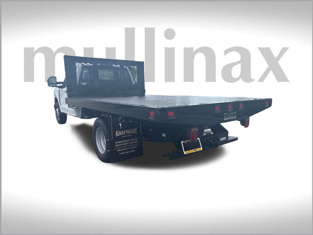 2025 Ford F-350 XL photo 2