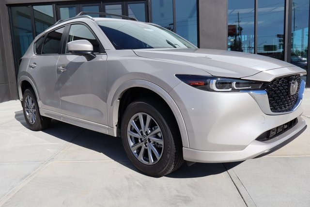 2025 Mazda CX-5 S Select Package's photo