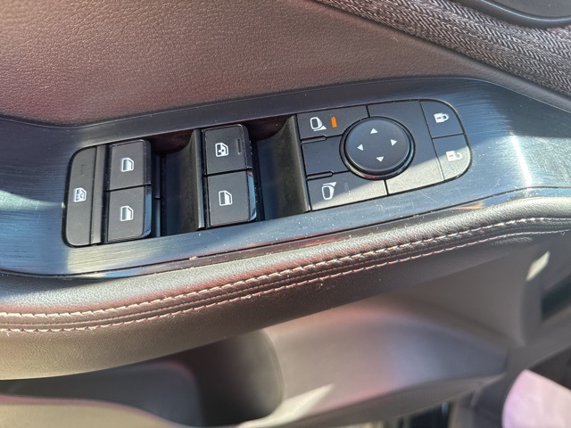 2023 Nissan Rogue SV photo 17