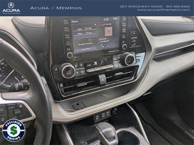 2022 Toyota Highlander XLE photo 16