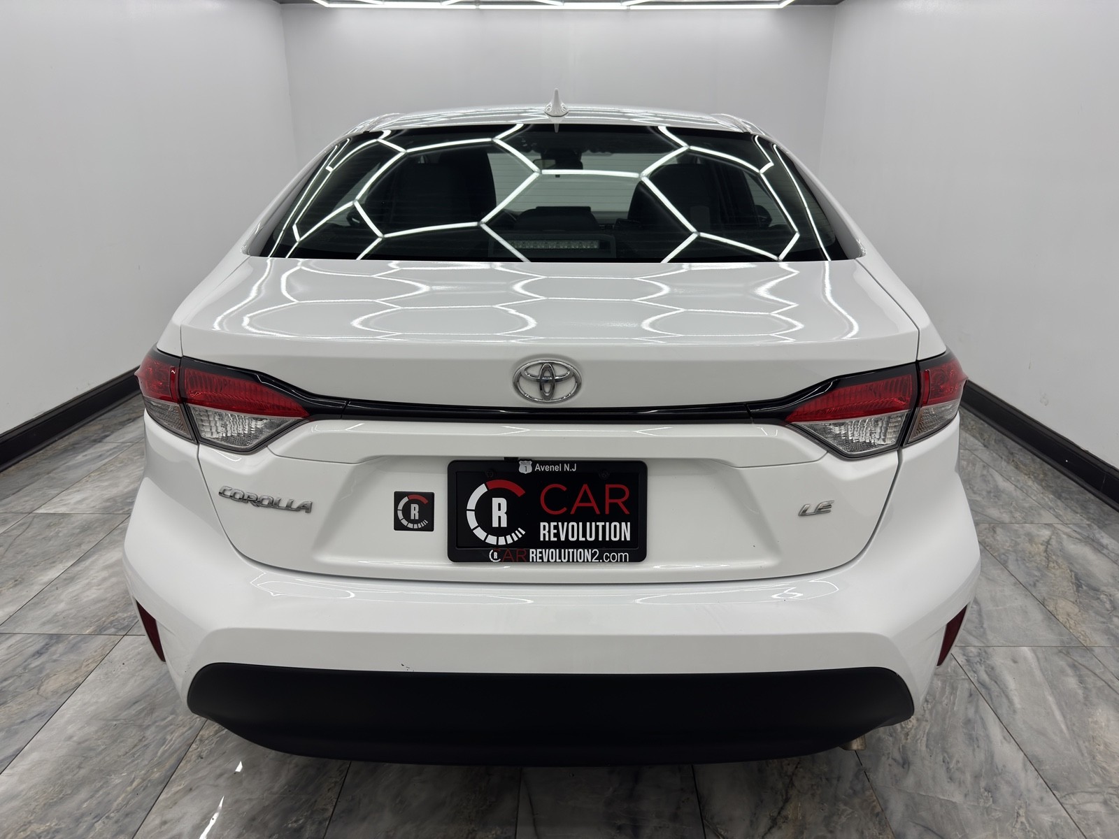 2023 Toyota Corolla LE photo 5