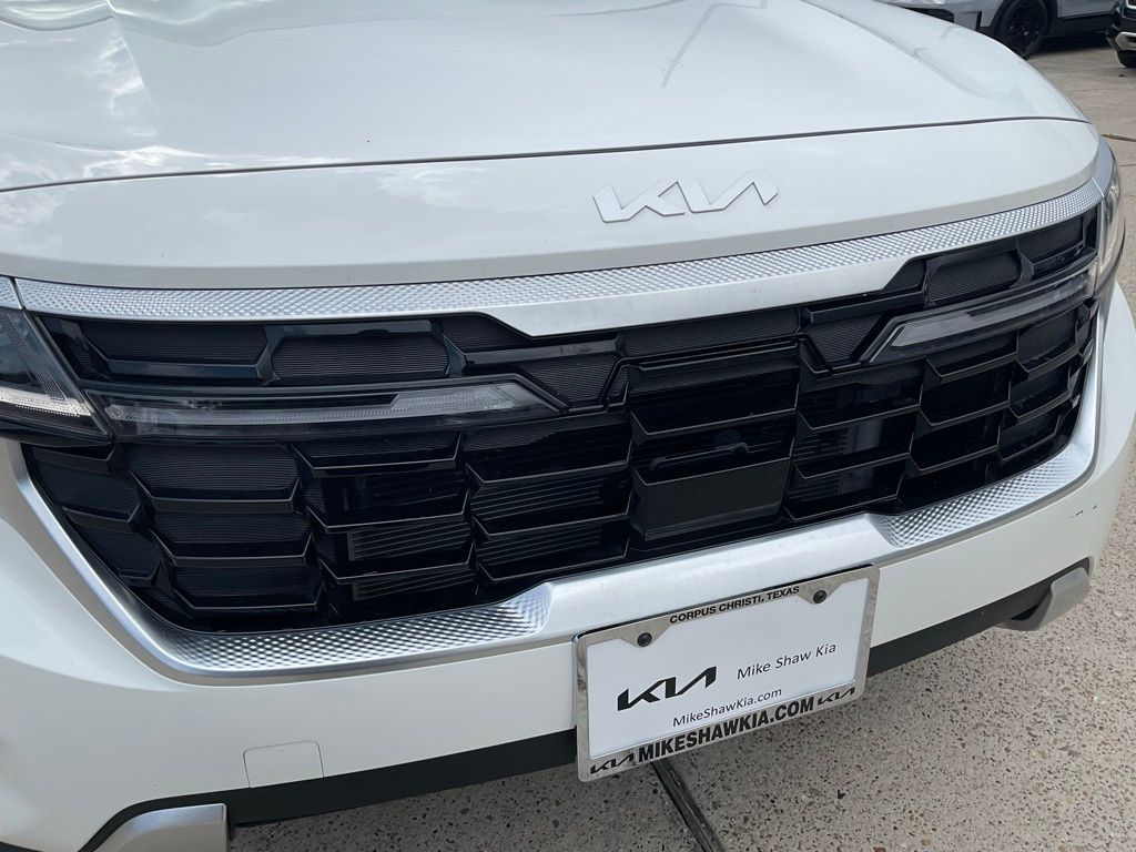 2024 Kia Seltos SX photo 4