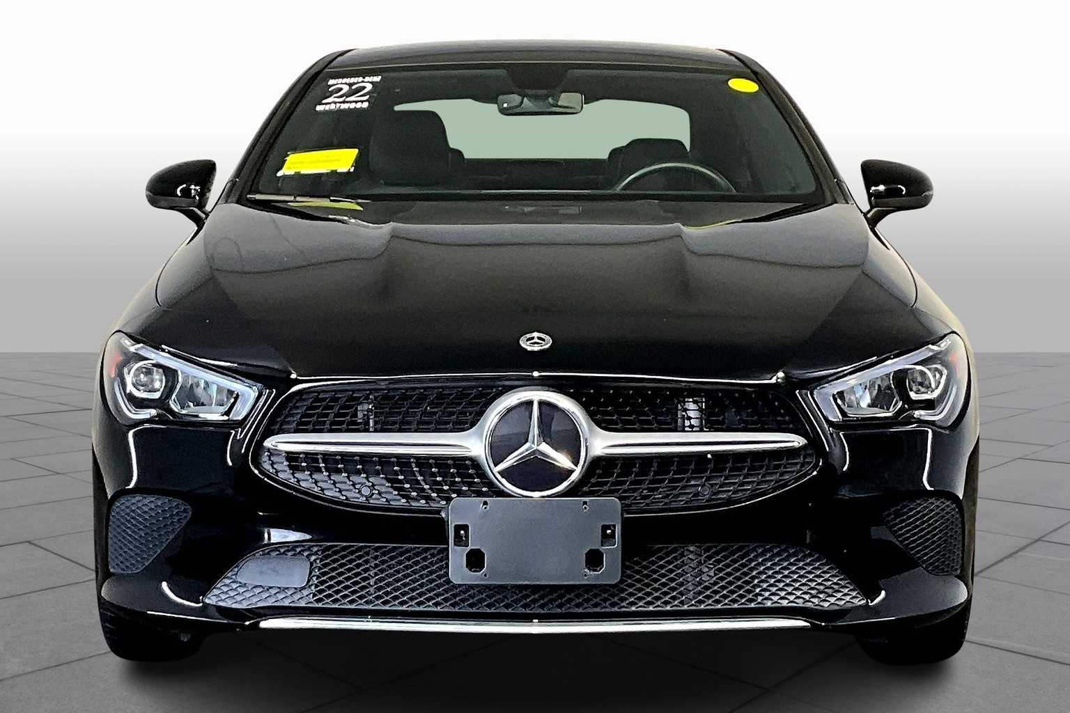 2022 Mercedes Benz CLA 250 4MATIC photo 3