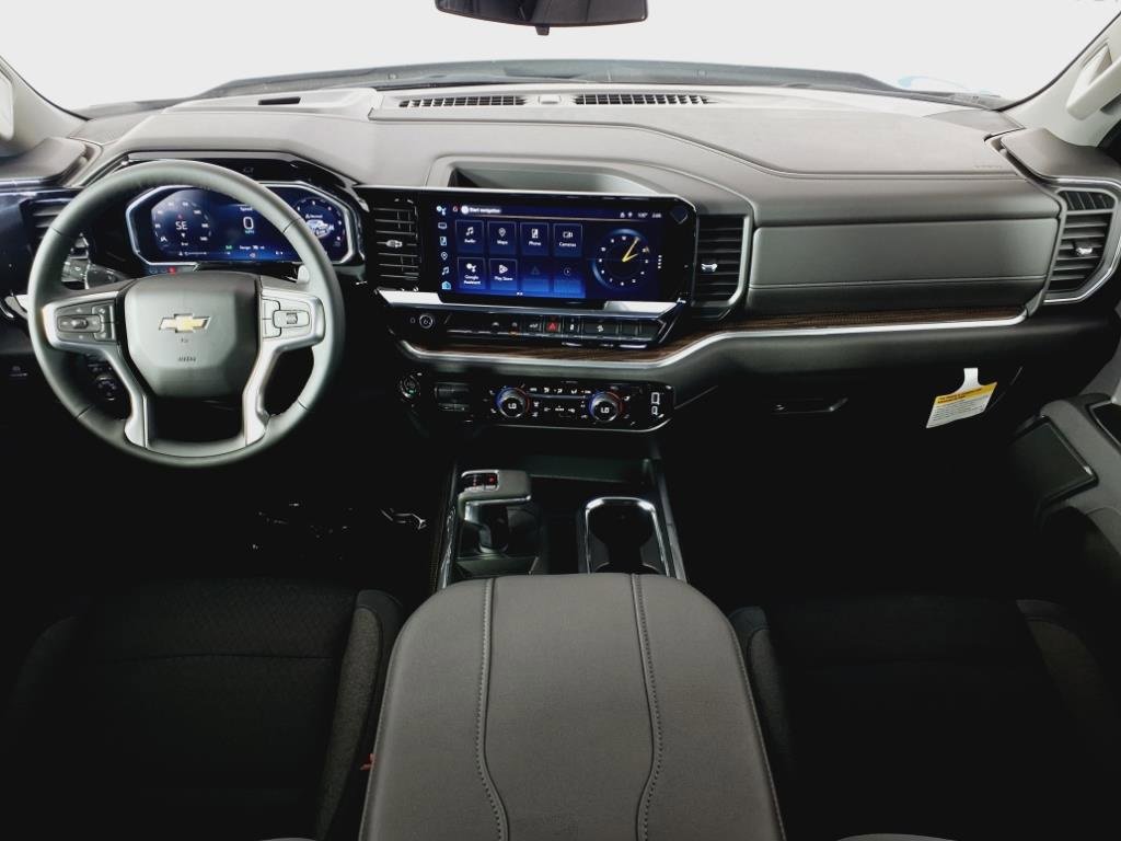 2026 Chevrolet Silverado LT photo 3