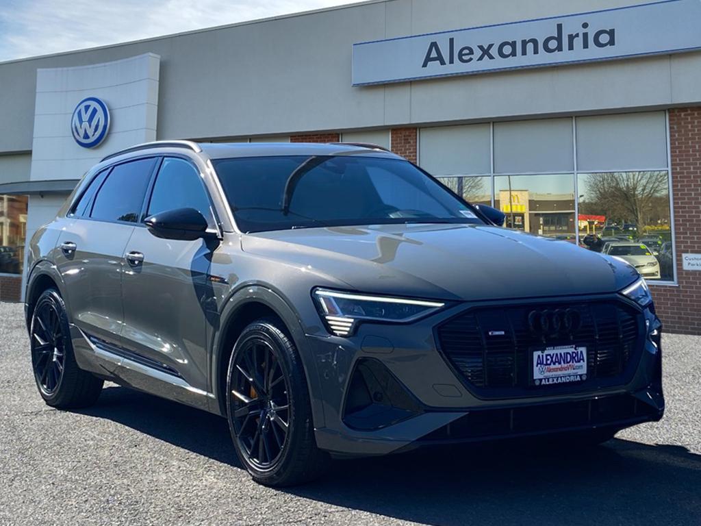 2022 Audi e-tron