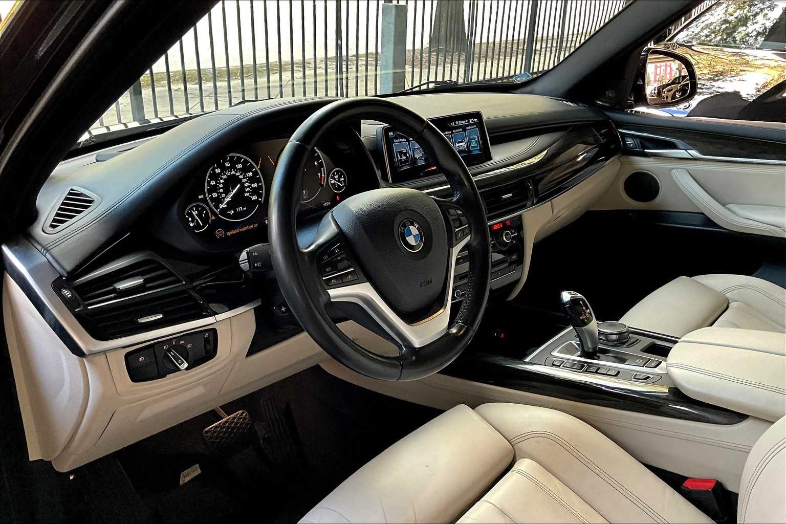 2017 Bmw X5 xDrive40e photo 16