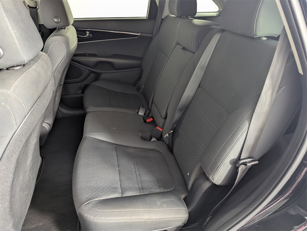 2020 Kia Sorento L photo 26