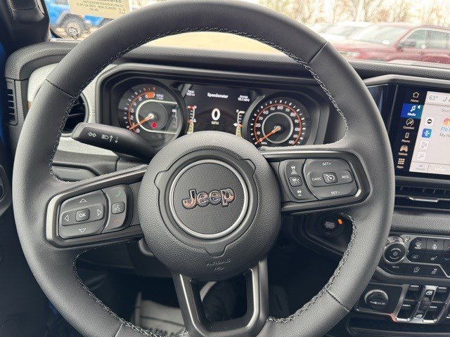 2025 Jeep Wrangler Sport S photo 13