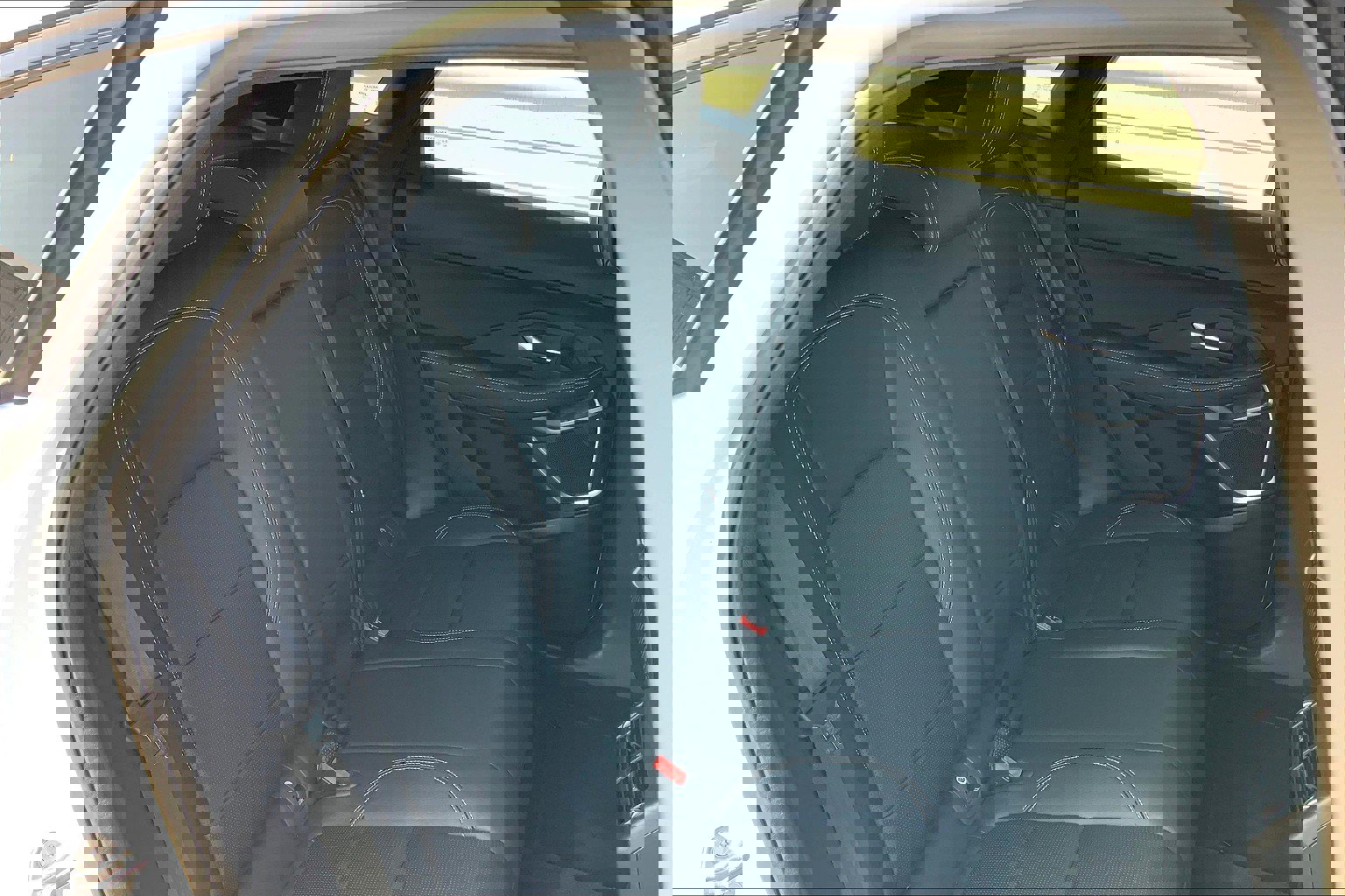 2024 Jaguar E-PACE R-Dynamic SE photo 20
