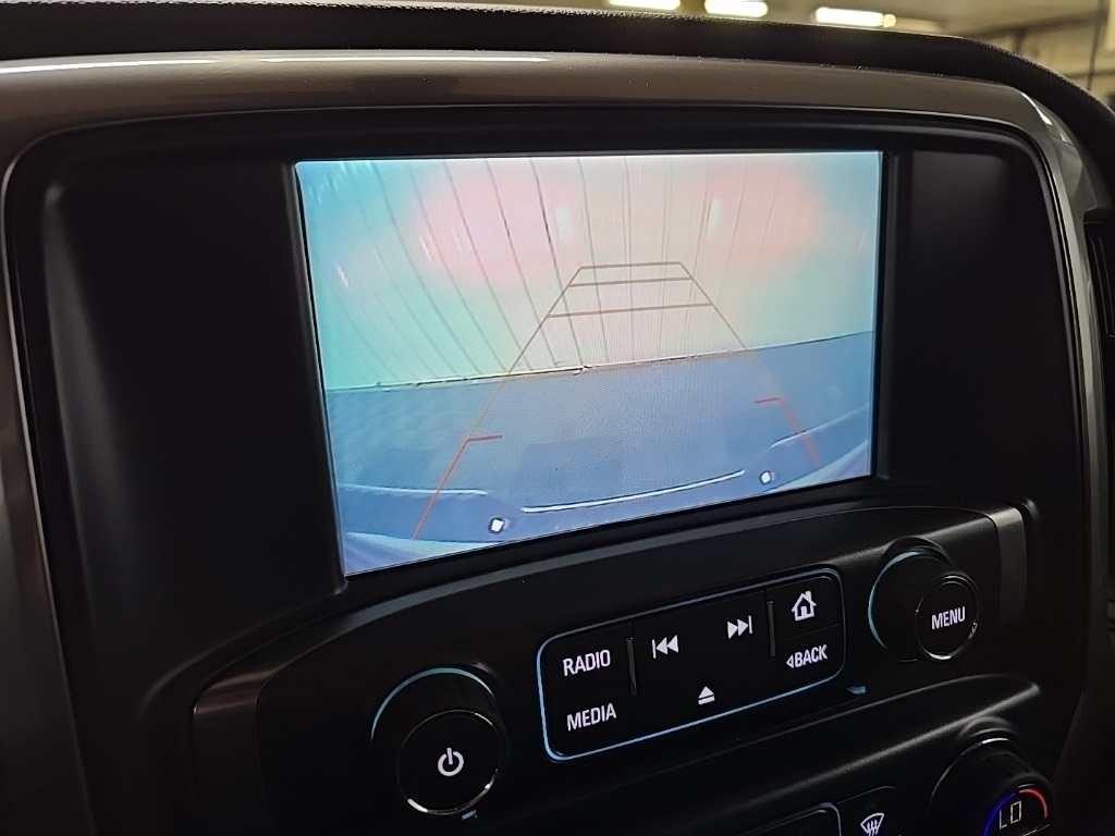 2018 Chevrolet Silverado 1500 LT photo 18