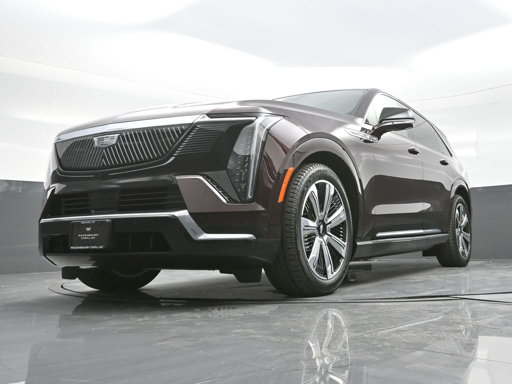 2026 Cadillac Escalade IQ Luxury photo 9