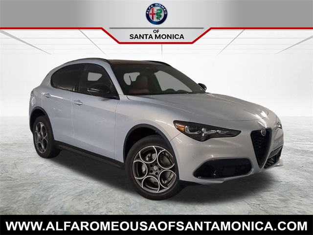 2025 Alfa Romeo Stelvio