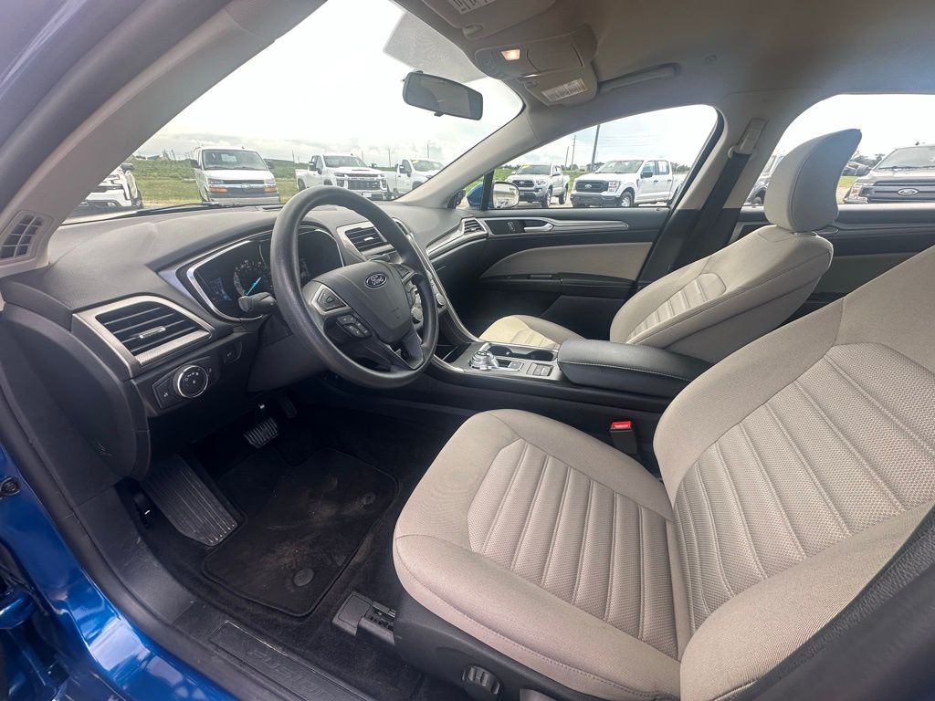 2018 Ford Fusion S Hybrid photo 11