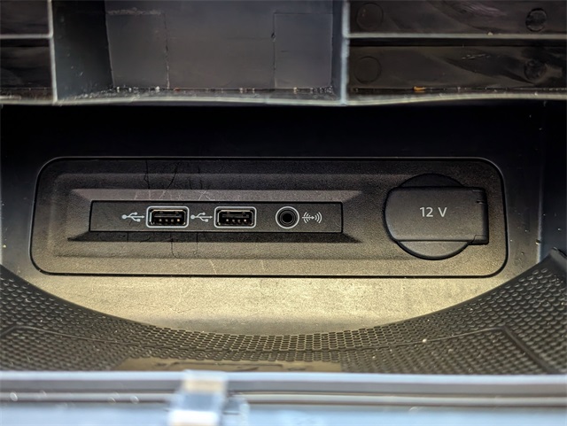 2021 Volkswagen Atlas V6 SE Technology R-Line photo 17