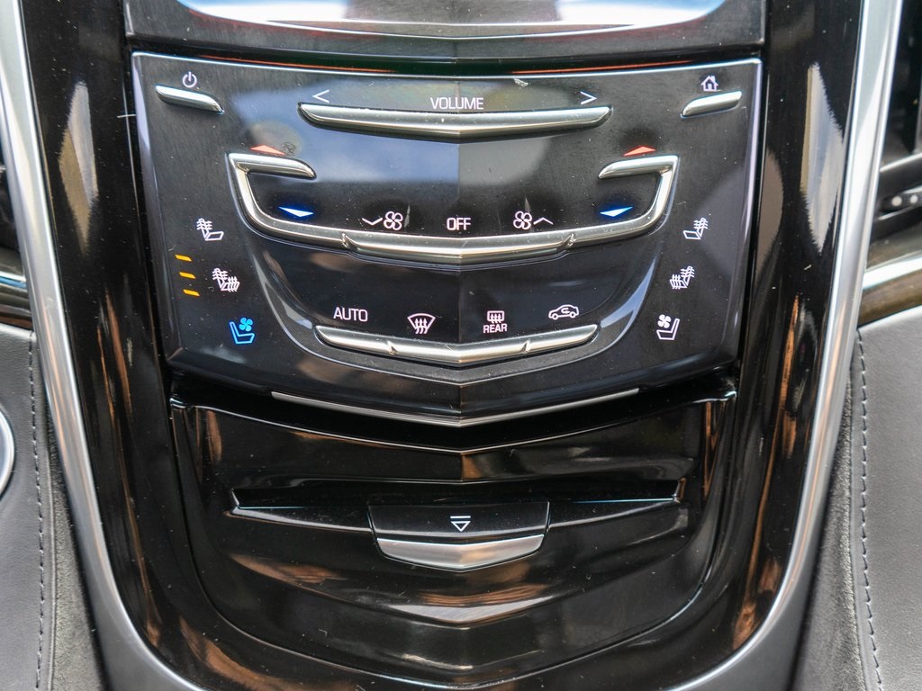 2018 Cadillac Escalade ESV Platinum photo 26