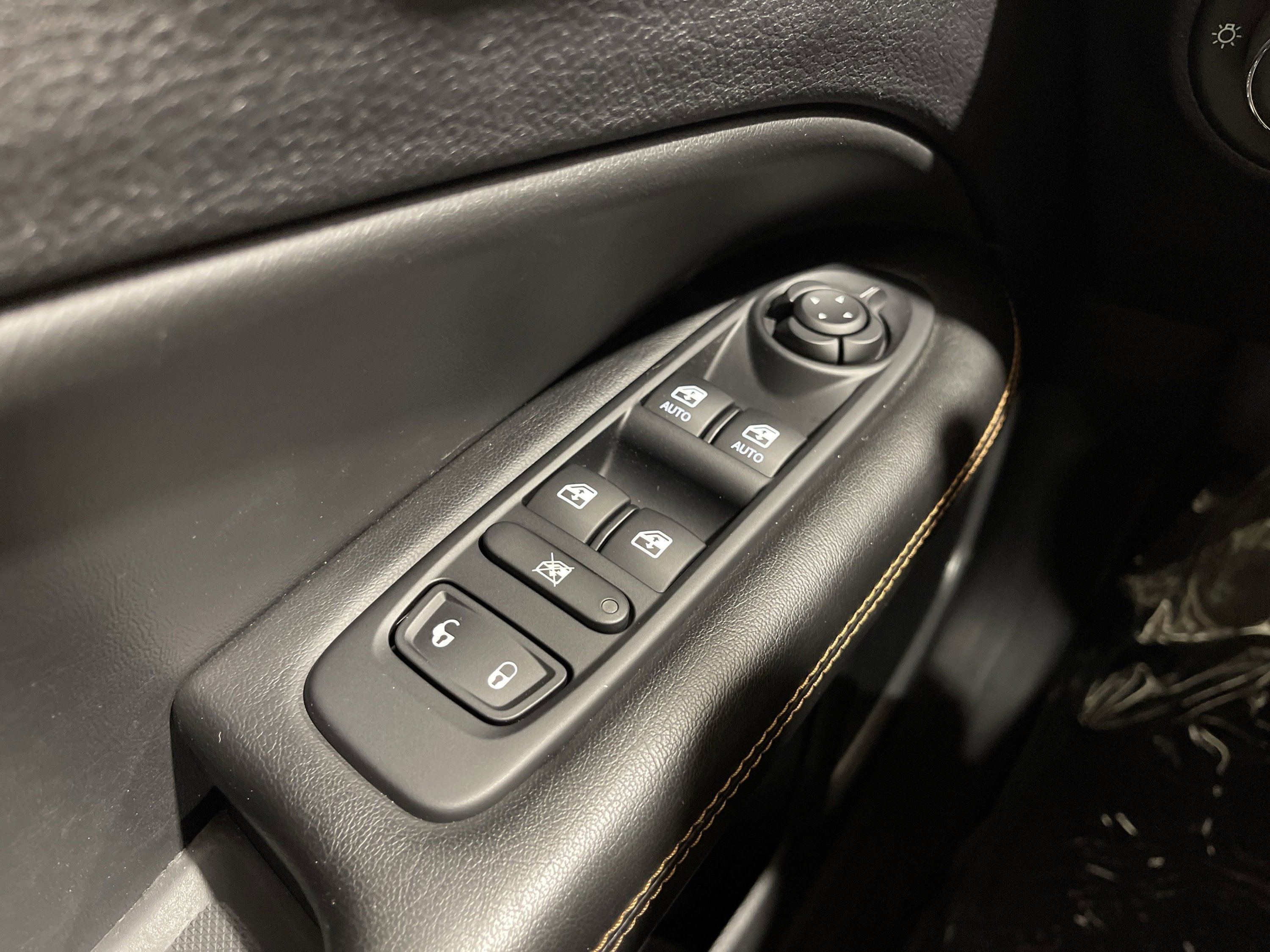 2021 Jeep Compass Limited photo 21