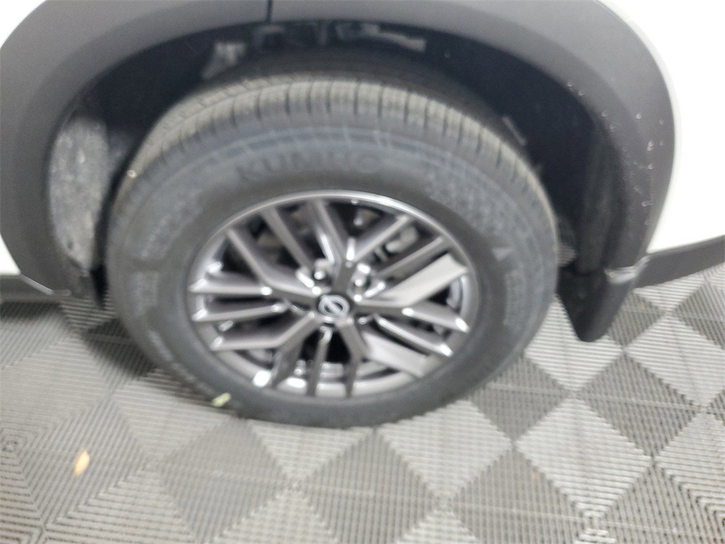 2025 Nissan Rogue S photo 4