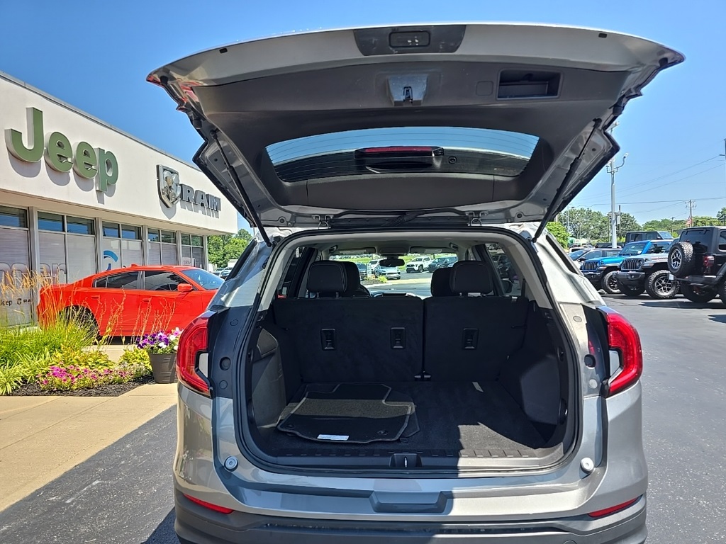 2024 Gmc Terrain SLE photo 15