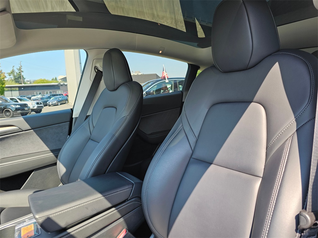 2023 Tesla Model Y Long Range photo 24