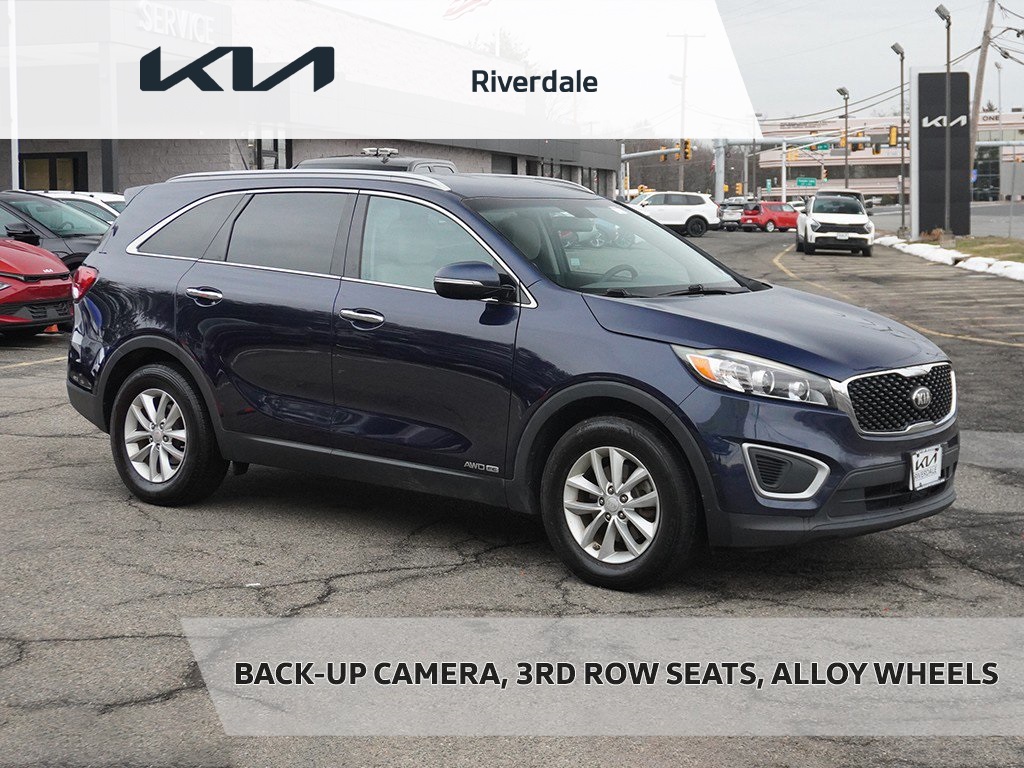 2017 Kia Sorento LX