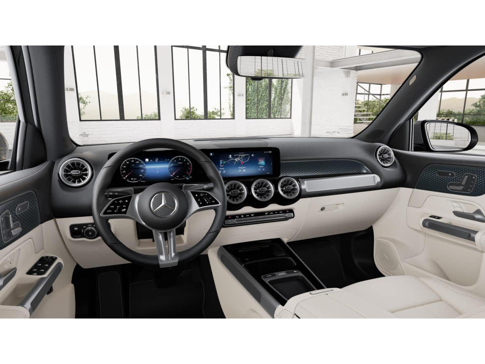 2025 Mercedes Benz GLB 250 photo 2