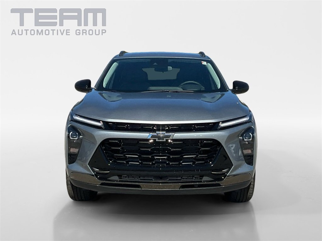 2026 Chevrolet Trax ACTIV photo 2