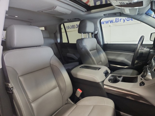 2017 Chevrolet Tahoe LT photo 9