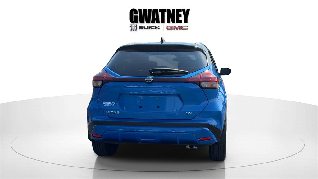2024 Nissan Kicks SV photo 6