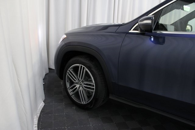 2026 Mercedes Benz GLS 450 4MATIC photo 8