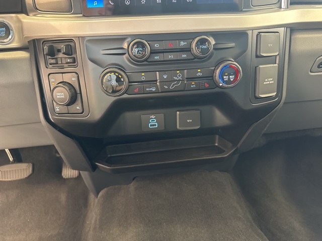 2025 Ford F-250 XLT photo 21