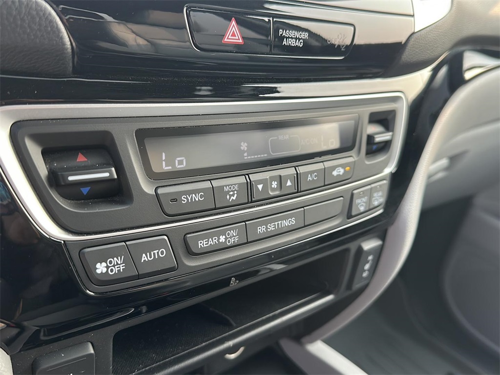 2019 Honda Ridgeline RTL-E photo 20