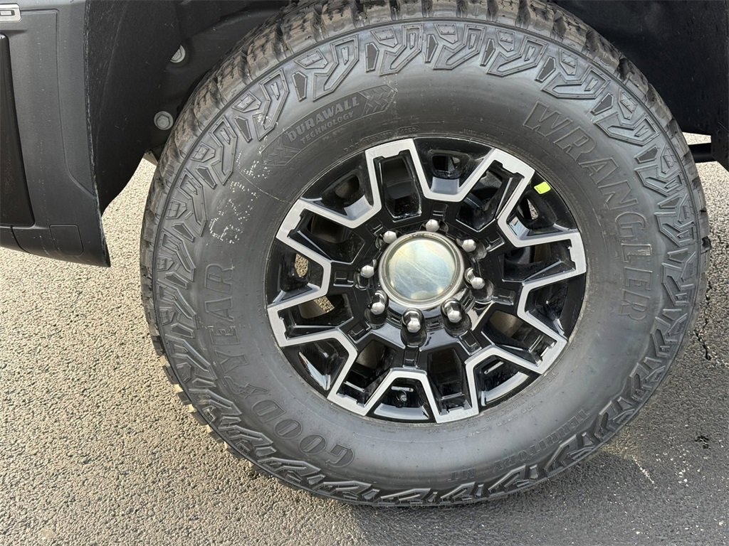 2026 GMC SIERRA HD - Image 10