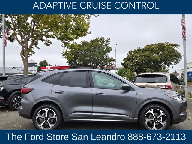 2023 Ford Escape ST-Line Select photo 9