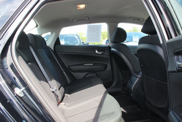 2020 Kia Optima LX photo 25