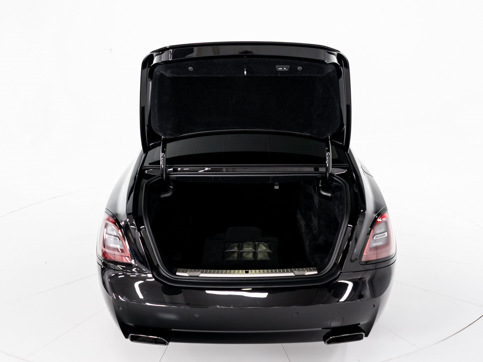 2022 Rolls Royce Ghost Black Badge photo 46